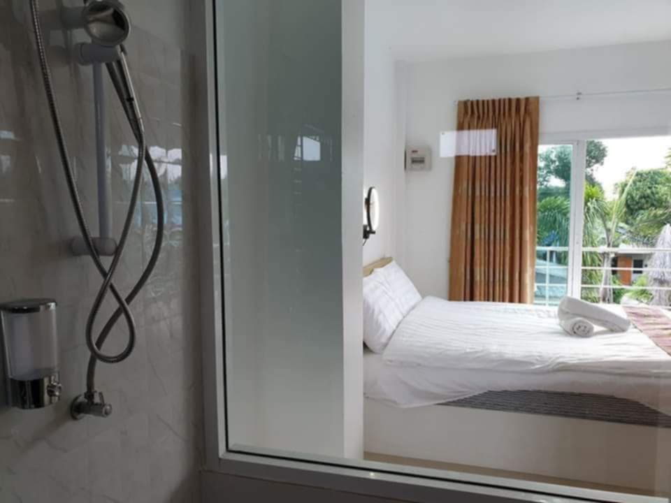 นนนี่เซีย พูลวิลล่า 4ห้องนอน4ห้องน้ำ