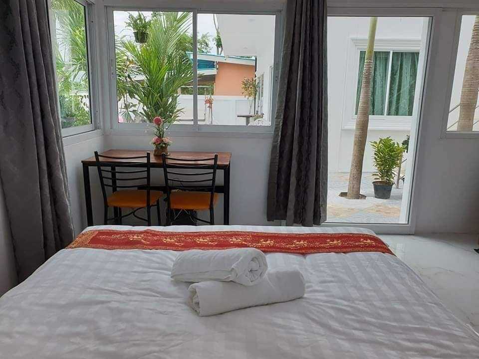 Nonnyse Pool Villa Rayong