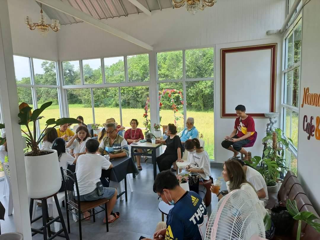 ร้านกาแฟนนนาเนีย คาเฟ่ สวนสน ระยอง