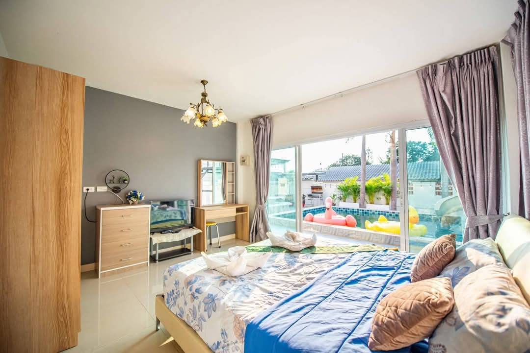 Nonnyse Pool Villa Rayong