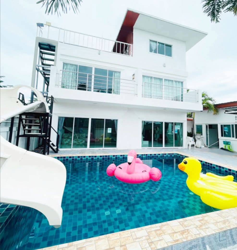 พูลวิลล่า 7ห้องนอน ใกล้ทะเลหาดแม่รำพึง ระยอง